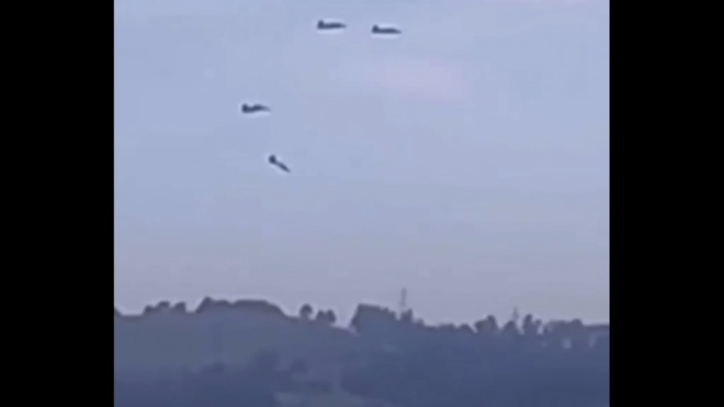 Iranpress: ببینید؛ برخورد جنگنده‌های سوییسی هنگام تمرین هوایی 