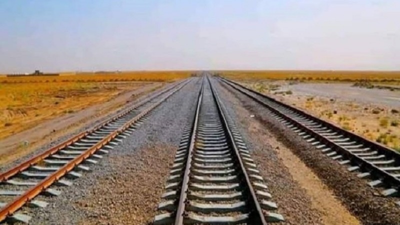 Iranpress: آمادگی ایران برای تکمیل راه آهن خواف - هرات